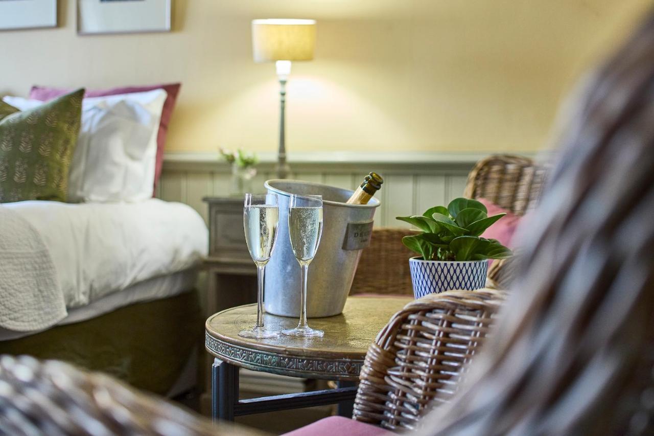 The Mistley Thorn Hotel Eksteriør billede