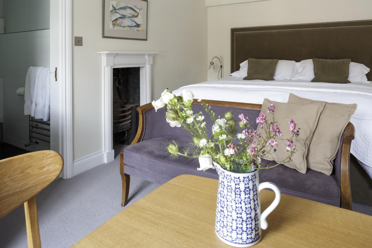 The Mistley Thorn Hotel Eksteriør billede